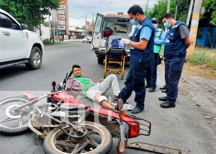 transito-accidente-3 Escena de un accidente de tránsito en Managua, Nicaragua