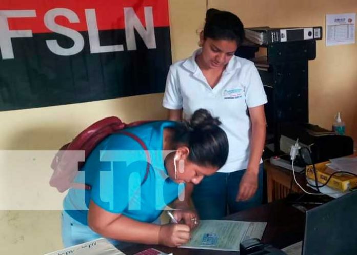 Entrega de créditos para el programa Usura Cero en Muy Muy, Matagalpa