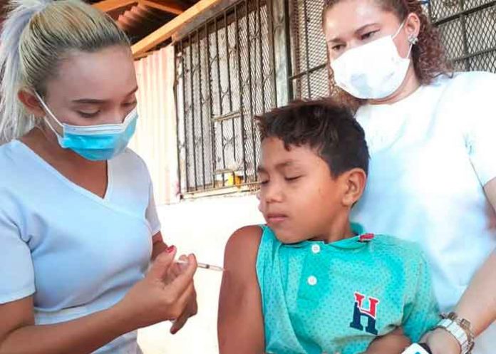 Nicaragua continúa con aplicación de esquemas completos en vacunación