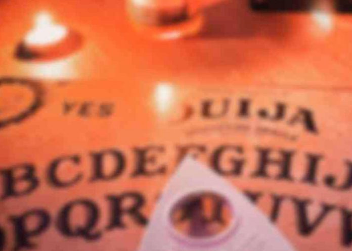 Arrestan a 12 chavalos por 