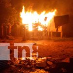 15 de febrero: Informate con las noticias más relevantes de Nicaragua En escombros quedó una pequeña vivienda en Bluefields