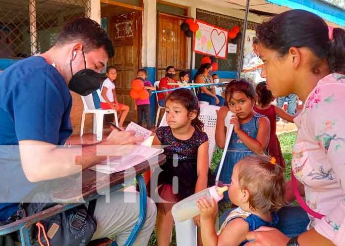 Realizan mega feria de salud en Río San Juan