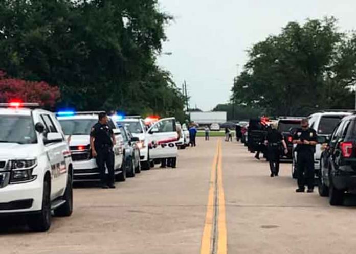 Muere estudiante tras ser apuñalado en una pelea en Texas, Estados Unidos