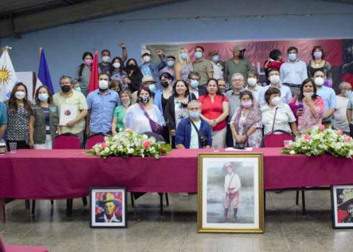 AMIGOS DE CHILE Y URUGUAY CONMEMORAN LEGADO DEL GENERAL AUGUSTO C. SANDINO
