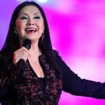 Ana Gabriel causa furor en concierto al declarar su amor a una mujer (Video) Ana Gabriel causa furor en concierto