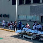 Video: Pacientes de hospital en México son desalojados por incendio Pacientes de hospital en México son desalojados por incendio