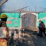 Tremendo incendio en León, quema rancho principal de «Los Norteños» Tremendo incendio en León, quema rancho principal de "Los Norteños"
