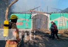 Tremendo incendio en León, quema rancho principal de «Los Norteños» Tremendo incendio en León, quema rancho principal de "Los Norteños"