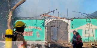 Tremendo incendio en León, quema rancho principal de "Los Norteños"