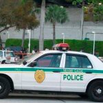 Mata a su esposa y luego muere tras enfrentamiento con Policía en Miami Hombre mata a su esposa a balazos en Miami