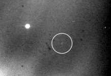 Imagenes de lo restos del cohete de SpaceX que colisionarán con la Luna