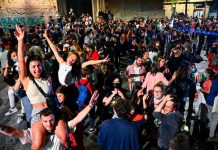 Fiesteros en Italia podrán ir sin mascarilla a las discotecas Fiesteros en Italia podrán ir sin mascarilla a las discotecas.