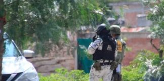 Hermanos mueren por fuerte lluvia de balazos en México