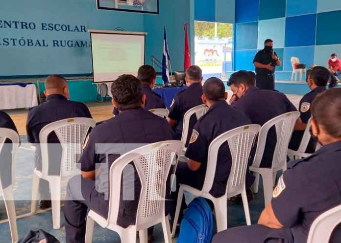 Capacitan a Bomberos Unificados de Masaya