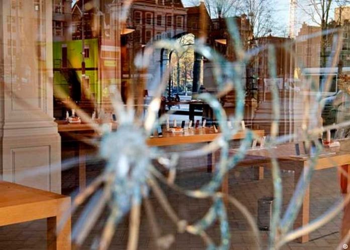 Sospechoso de toma de rehenes en Ámsterdam exigió 200 millones de euros