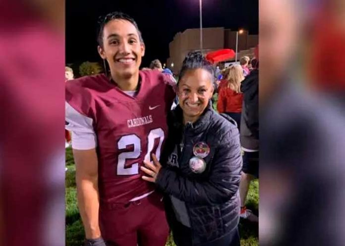 Apuesta entre madre e hijo por no usar redes sociales en seis años