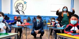 Perú reanudará clases presenciales en marzo tras dos años de forma virtual.