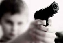 Niño apretó el gatillo por defender a su padre en Estados Unidos Niño apretó el gatillo por defender a su padre en Estados Unidos