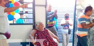 Entregan una vivienda digna en Managua, como regalo de cumpleaños a anciana