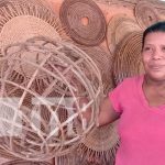 Emprendedora sale adelante con negocio a base de bejuco en Nandasmo Emprendedora sale adelante con negocio a base de bejuco en Nandasmo