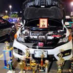 Exhibición de autos modificado en el estadio de beisbol Managua