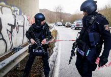 Dos policías en Alemania son asesinados en un control de tráfico Dos policías en Alemania son asesinados en un control de tráfico