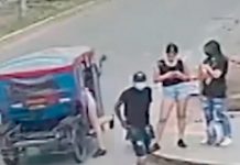 ¡Que valiente! Arrastran a joven en una mototaxi en Perú Arrastran a joven en una mototaxi en Perú