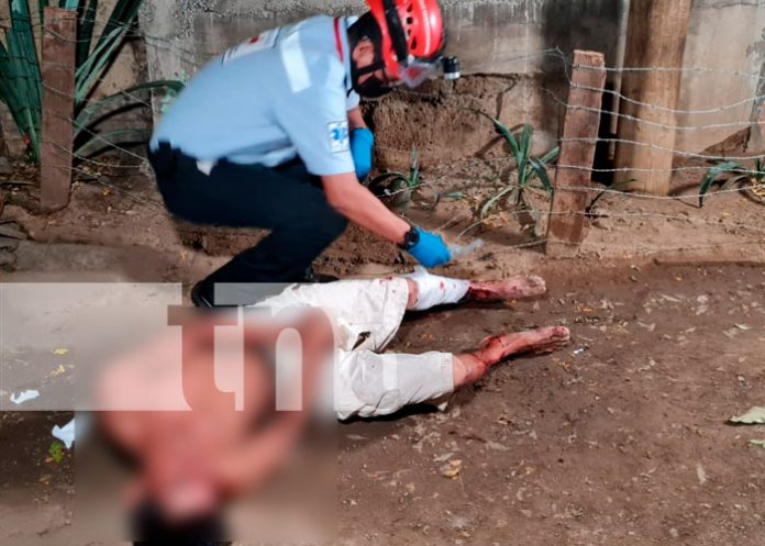 Hombre es agredido por 