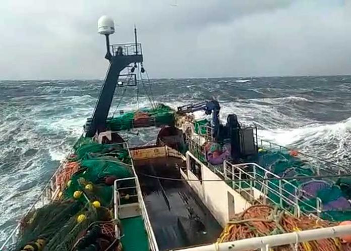 Canadá suspende labores de búsqueda en naufragio