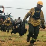 Evacuan familias por incendios que se expanden en Argentina