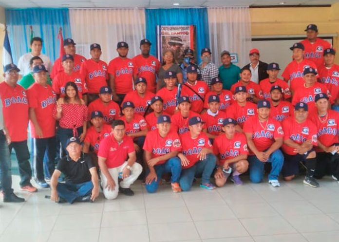 Alcaldías entregan uniformes al equipo 