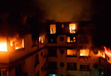 Al menos siete personas mueren en un incendio en el sur de Francia Al menos siete personas mueren en un incendio en el sur de Francia
