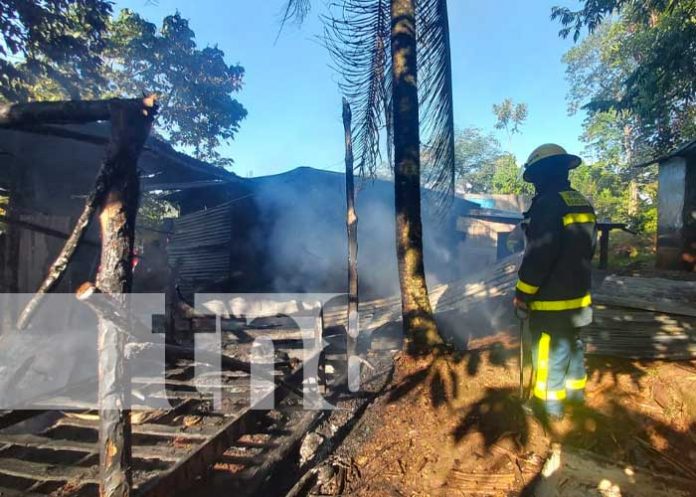 ncendio en vivienda Río Blanco