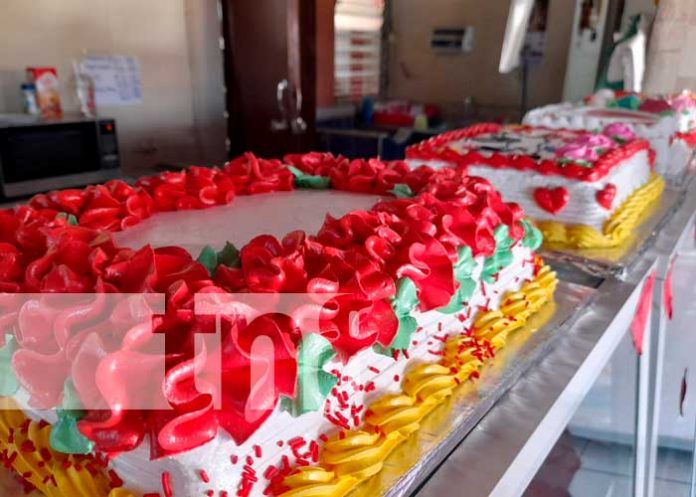 Gran dinamismo comercial por 14 de febrero en negocios de Managua