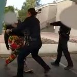 Polémica: Un policía de Arizona golpeó a una adolescente en la cara Polémica: Exhiben a policía de Arizona golpeó a una joven en la cara