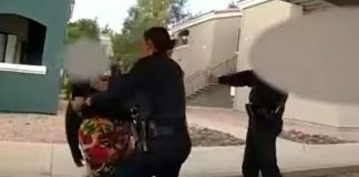 Polémica: Exhiben a policía de Arizona golpeó a una joven en la cara