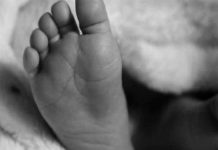 Niño maltratado por un hombre en Costa Rica