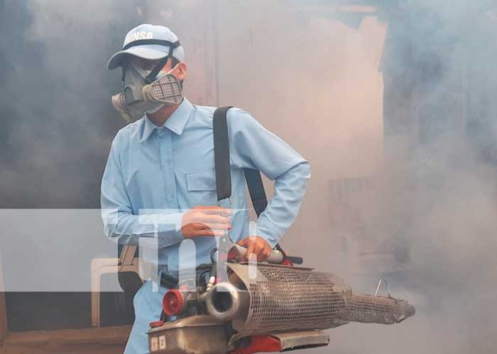 Aplicación de BTI y fumigación en barrios de Managua