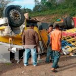 Camión cargado de harina se da vuelta en Matiguás Accidente de tránsito con camión en Matiguás