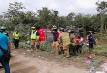 Choque entre autobús turístico y camión de volteo en Cancún deja 8 muertos Choque entre autobús turístico y camión de volteo en Cancún deja 8 muertos