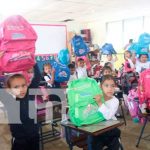 Paquetes escolares para niñez con discapacidad en el Caribe Norte Entrega de paquetes escolares para niñez en el Caribe Norte