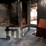 Con una mano adelante y otra atrás queda anciana tras incendio en Managua Resultados de voraz incendio en una casa de la Colonia Nicarao, Managua