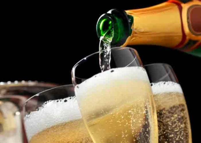champan-envenenada- Champán adulterado deja un muerto en un restaurante de Alemania