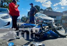 Accidente de tránsito deja a un motociclista herido en Managua Accidente de tránsito deja a un motociclista herido en Managua