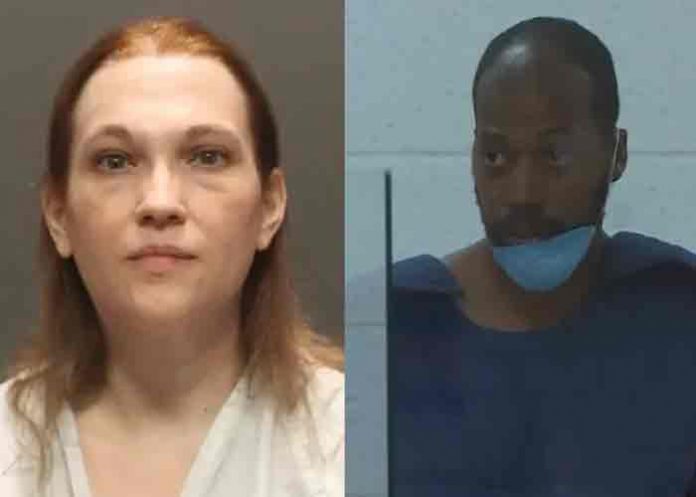 Pareja acusada de decapitar a sus hijos se declara inocente en California