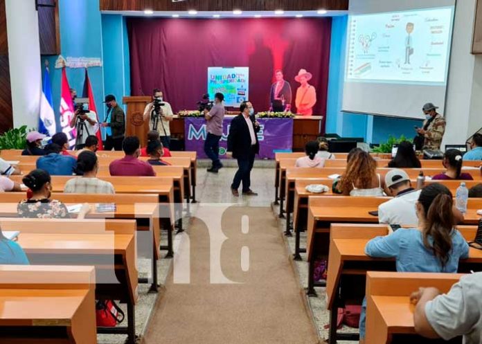 Foro sobre la sostenibilidad de emprendimientos en Nicaragua