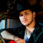 ¿Adiós amor? Nodal se borra el primer tatuaje de Belinda