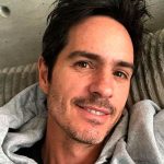 ¡Qué loco! Mauricio Ochmann tuvo relaciones con una fruta: no creerás cuál