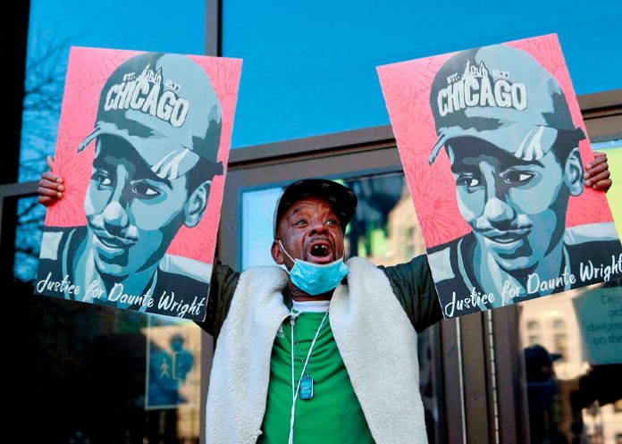 Una burla la condena a un policía que mató a joven negro en Mineápolis