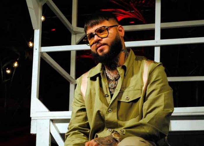 Farruko asegura que en su gira seguirá presentando “todos sus éxitos”